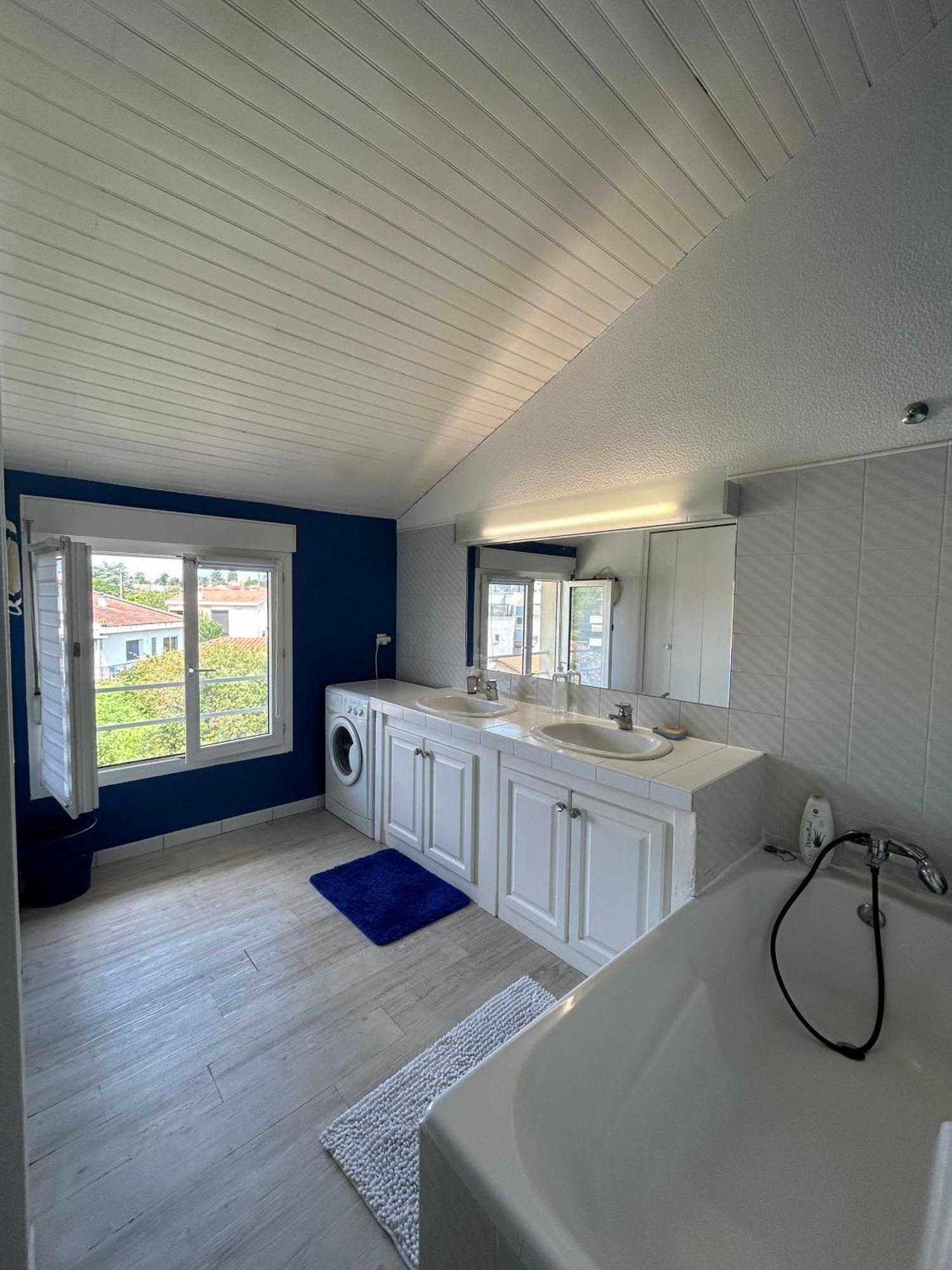 Le Venasque Avec Terrasse - Climatisation Apartment ตูลูส ภายนอก รูปภาพ